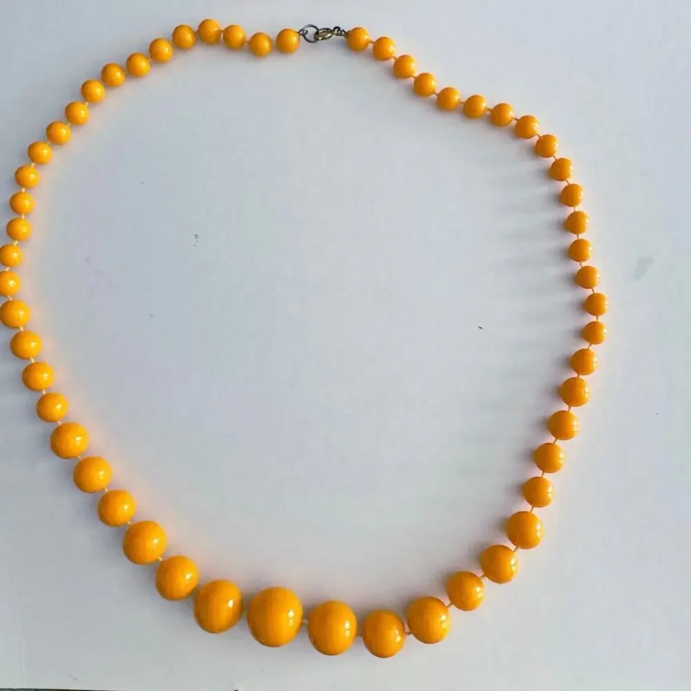 24” Egg Yolk Marble Orange Acrylic Beaded Choker Necklace 1960s Flinstones VNTG